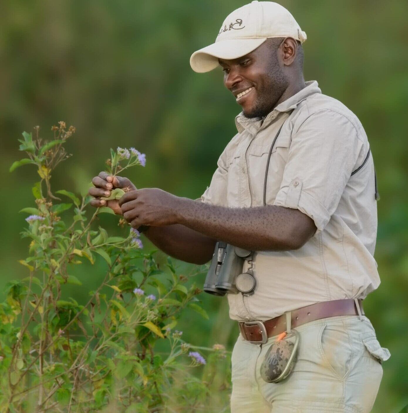 Amos Kaggwa, Kubwa Five Safaris tour guide