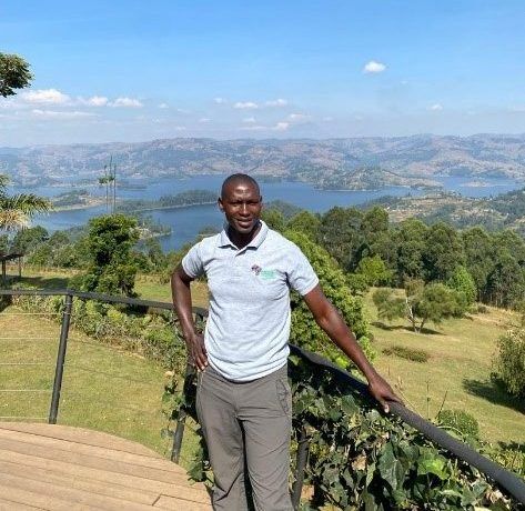 Kasansula Samuel, Kubwa Five Safaris tour guide